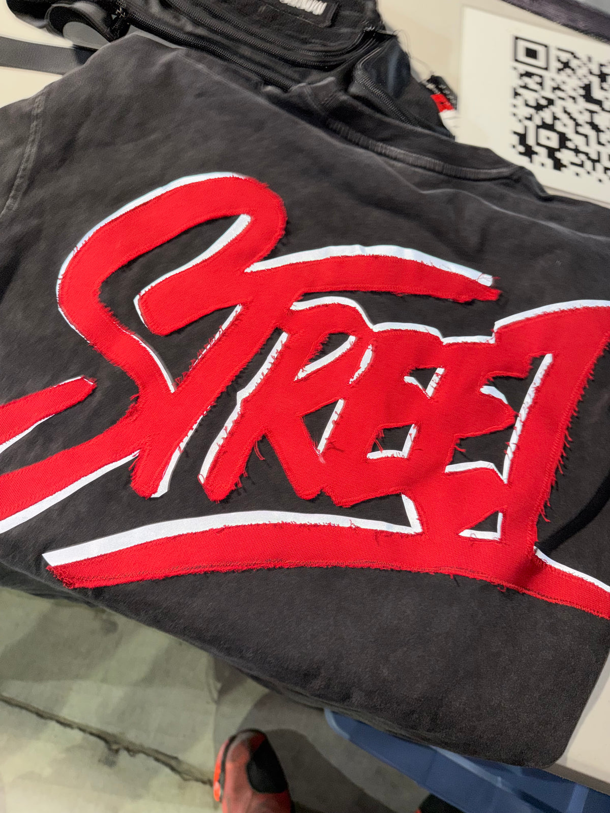 “SCRATCH” LS - red/reflective