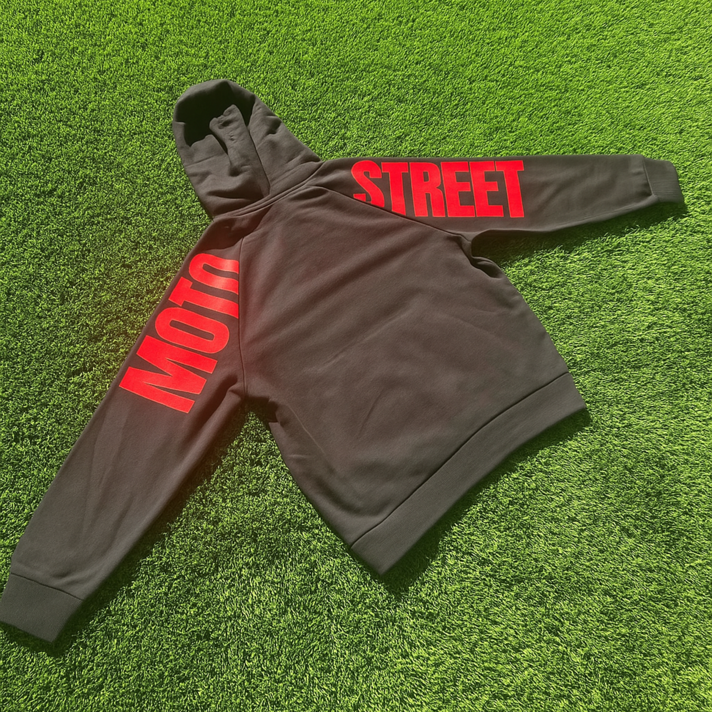 F & F Hoodie (blk/red)