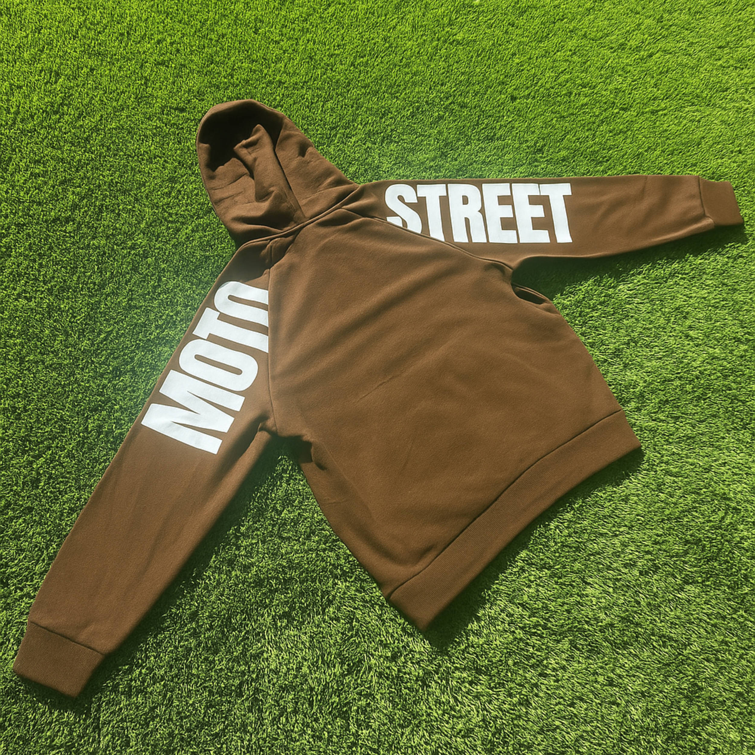 F & F Hoodie (brw/wht)