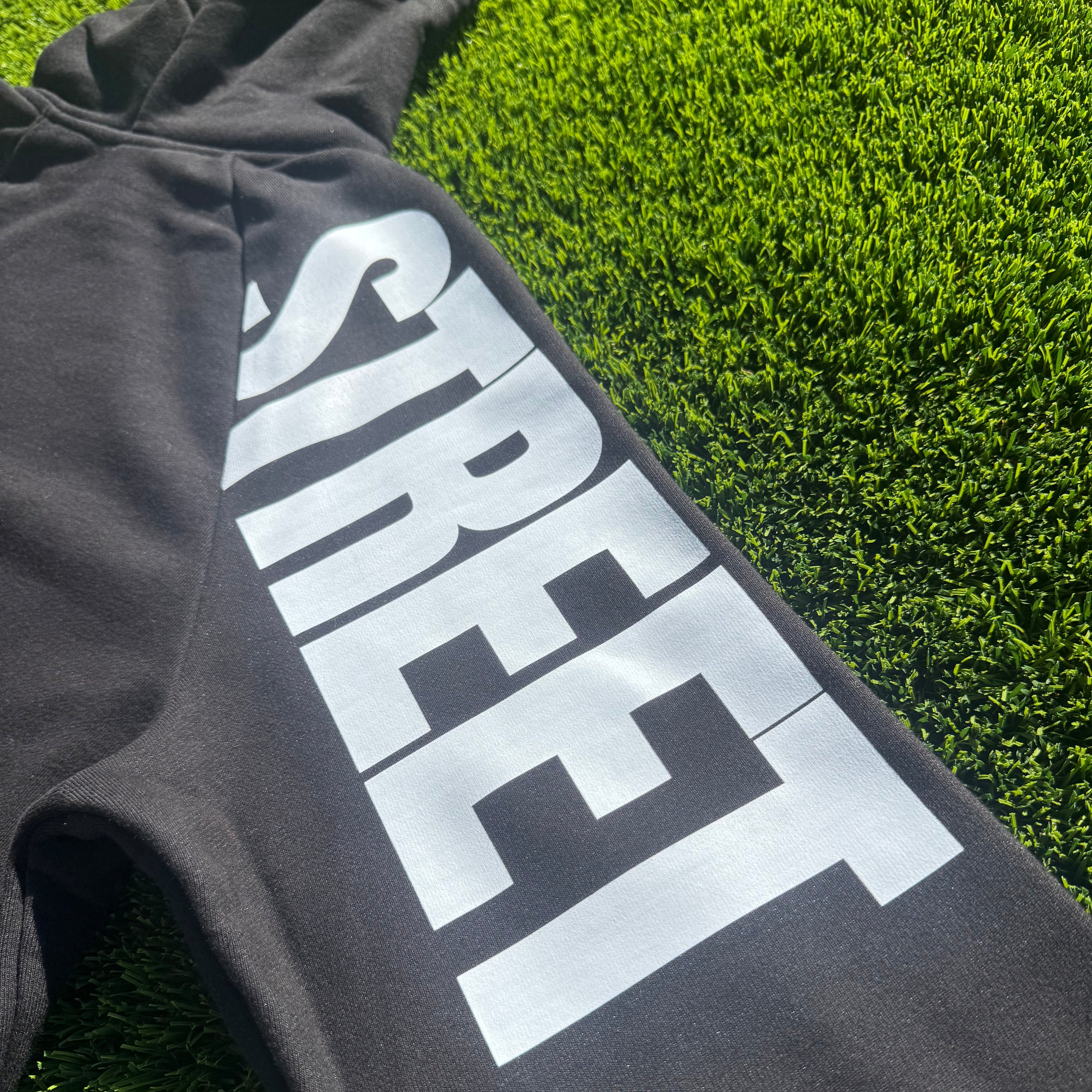 F & F Hoodie (blk/wht)