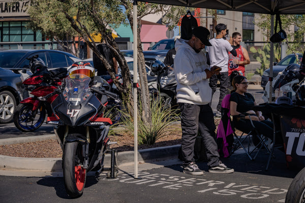 Sunday Service — photo 64 by Kiddflix